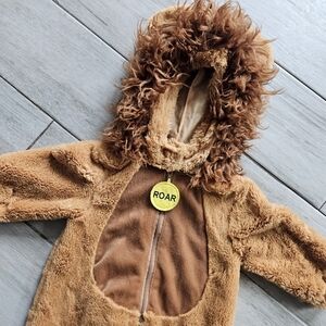 ☀️4/$10-Adorable Lion Baby Costume